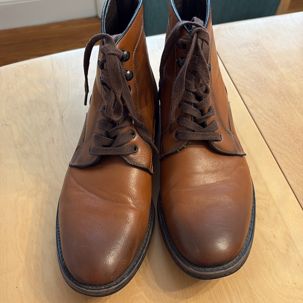 Men's Santino Luciano Brown Leather Lace-Up Ankle Boots. Size 9.5